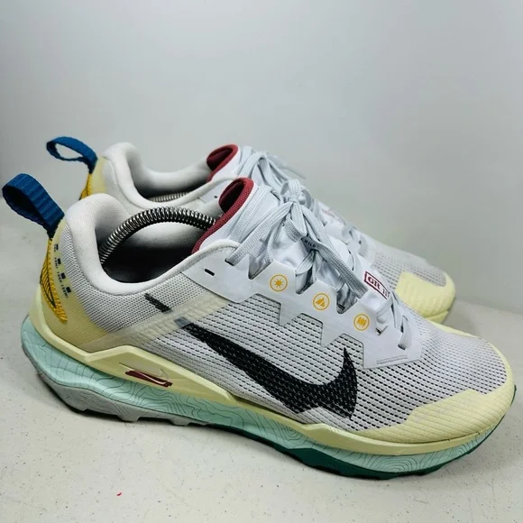 Nike Wildhorse 8 White/Gold Running Shoes DR2686-101 Men's Size 12